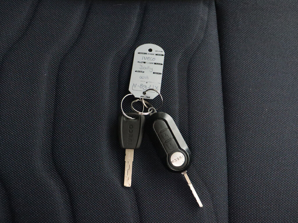 Iveco Daily 35C16 Bakwagen+Laadklep