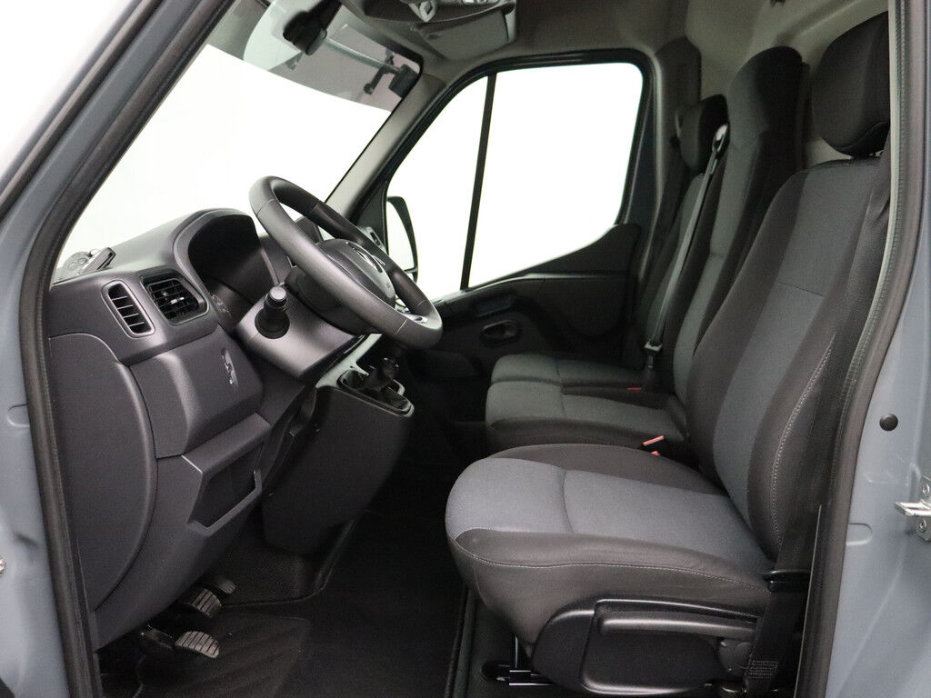 Renault Master 2.3DCi 150PK L3H2 Special Edition