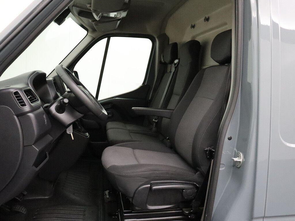 Renault Master 2.3DCi 135PK L2H2 | Imperiaal | Trekhaak