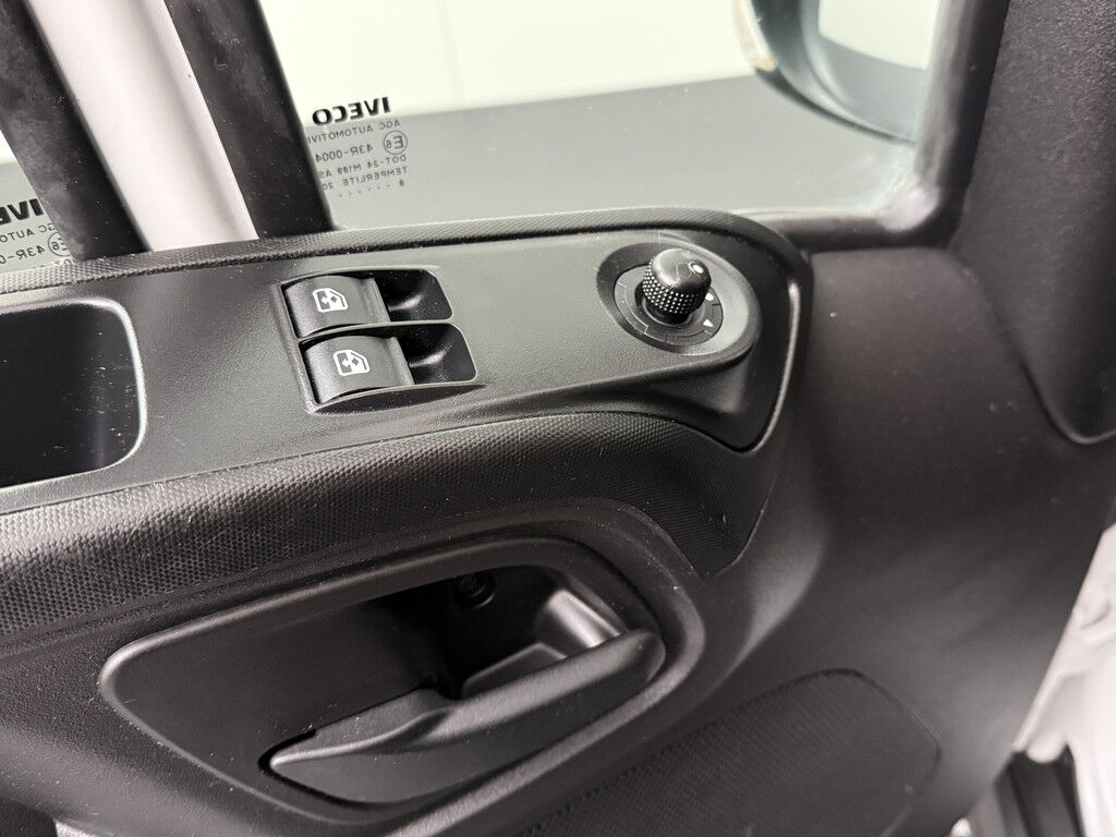 Iveco Daily 35C16 Bakwagen+Laadklep