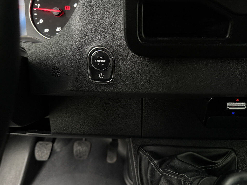 Mercedes-Benz Sprinter 317CDI L3H2 Maxi | Led | Mbux | 3500Kg Trekhaak