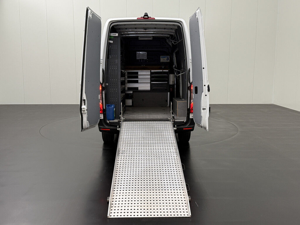 Mercedes-Benz Sprinter 311CDI L2H2 Werkplaats | Oprijplaat