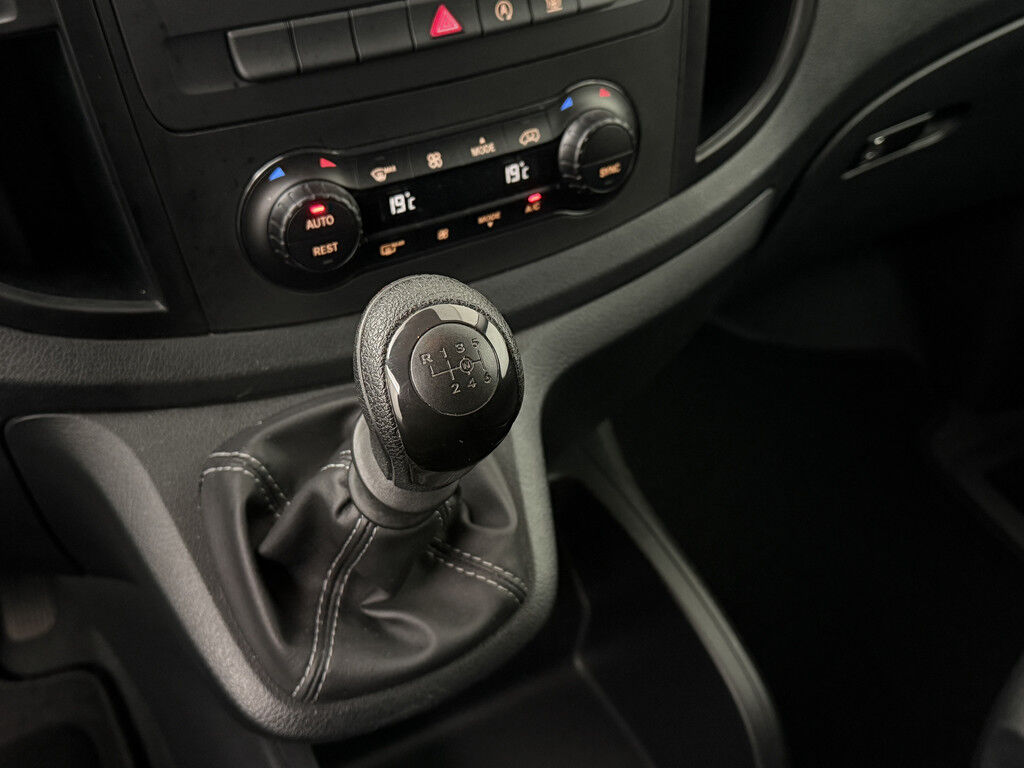 Mercedes-Benz Vito 114CDI Lang Black Edition Dubbele Cabine | Led