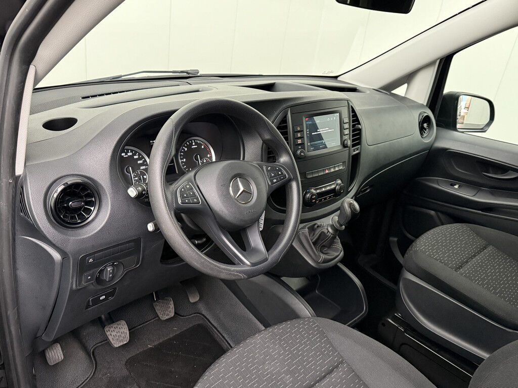 Mercedes-Benz Vito 114CDI Lang Black Edition Dubbele Cabine | Led