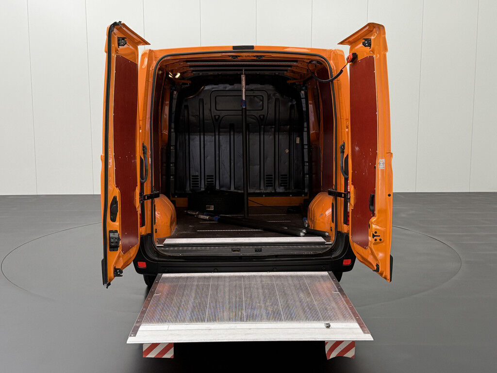 Renault Master 2.3DCi 170PK Automaat L1H1 | Laadklep