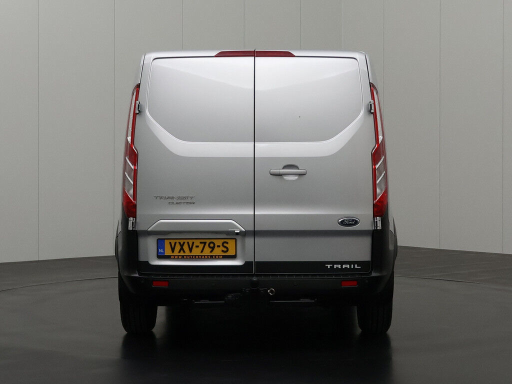 Ford Transit Custom 130PK L2H1 Trail Limited | 2800Kg Trekhaak