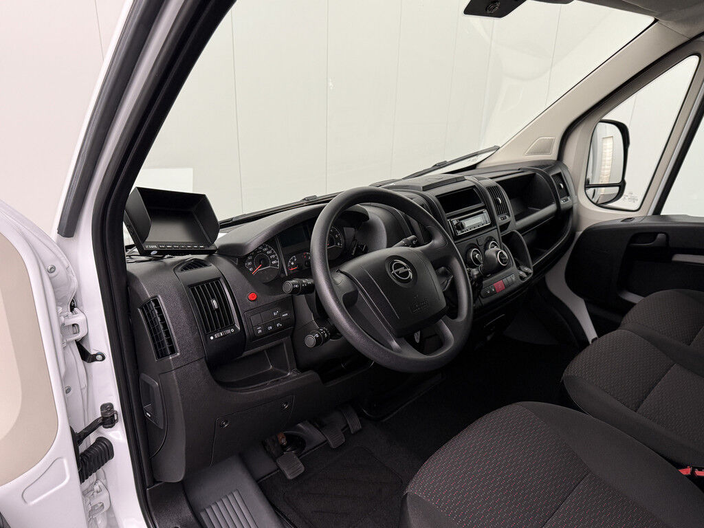 Opel Movano 140PK Bakwagen | Laadlift | Dakspoiler