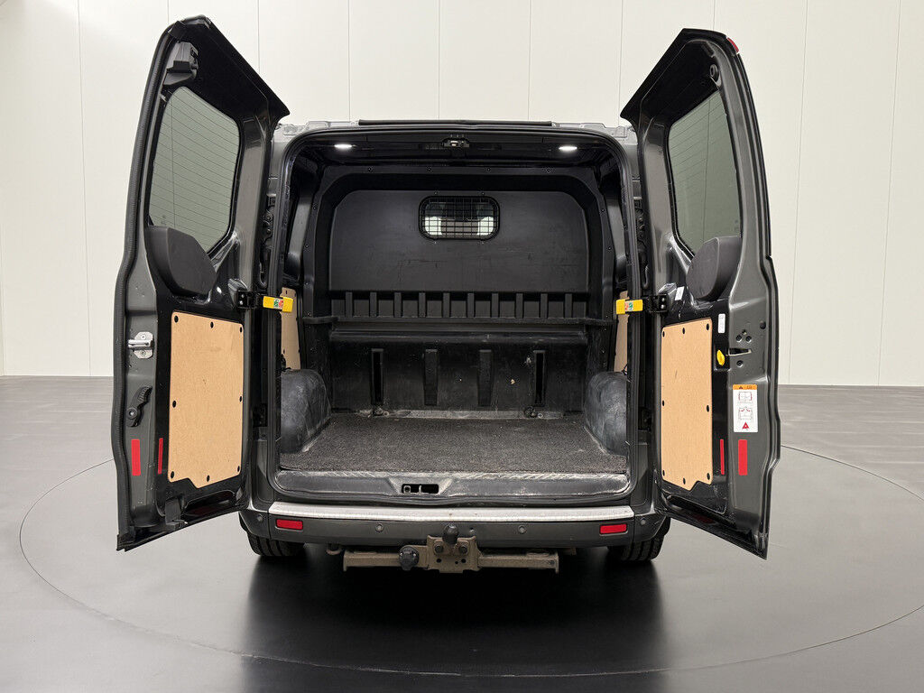 Ford Transit Custom 2.0TDCI 170PK Dubbele Cabine Limited | 2xSchuifdeur
