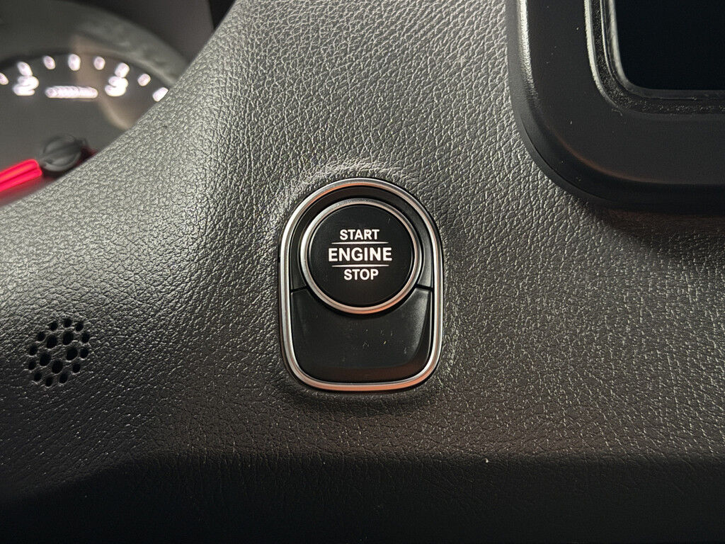 Mercedes-Benz Sprinter 319CDI 3.0V6 L2H2 Dubbele Cabine 7-Persoons