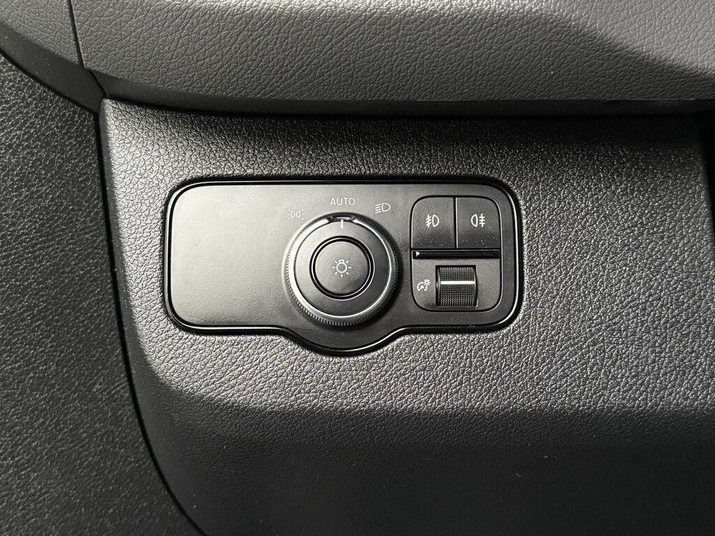 Mercedes-Benz Sprinter 319CDI 3.0V6 L2H2 Dubbele Cabine 7-Persoons