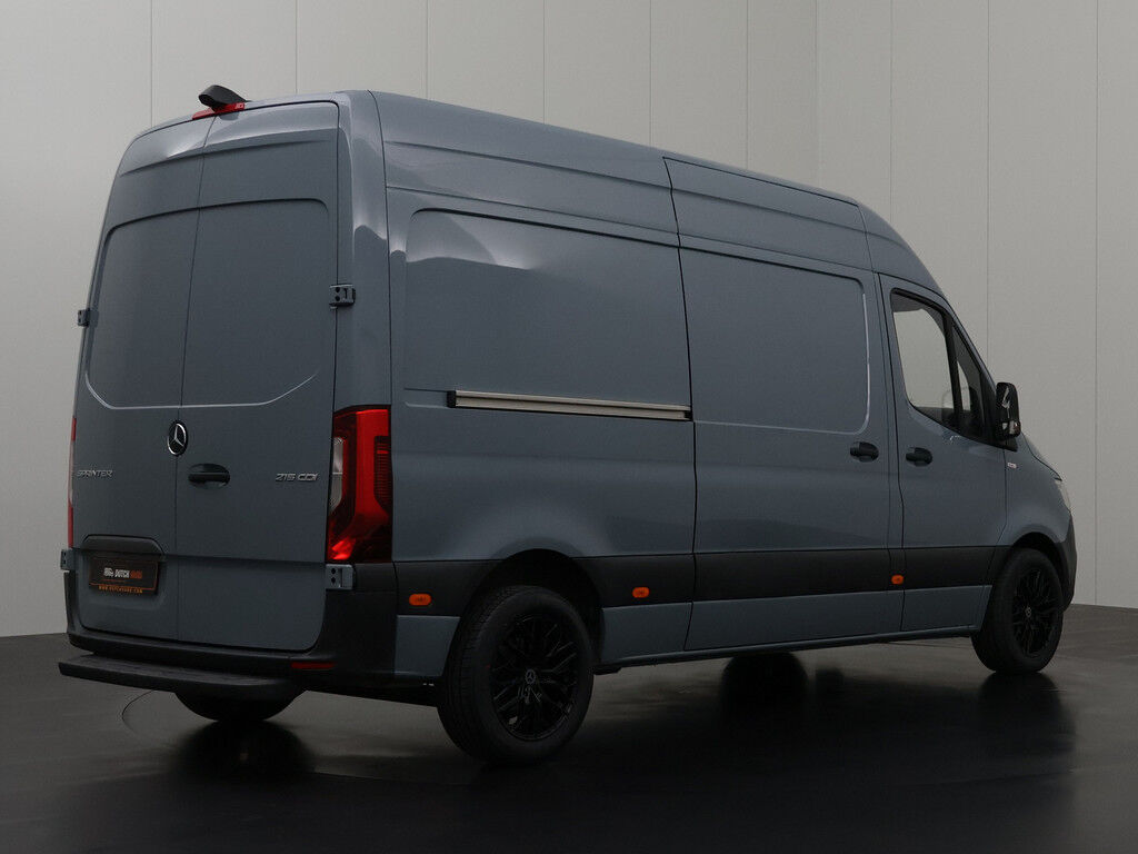 Mercedes-Benz Sprinter Automaat L2H2 | Led | LMV € 1900,-- meerprijs | Camera | Multimedia