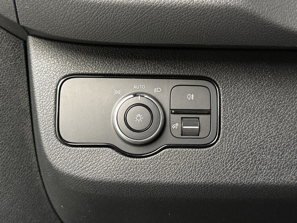 Mercedes-Benz Sprinter Automaat L2H2 | Led | LMV € 1900,-- meerprijs | Camera | Multimedia