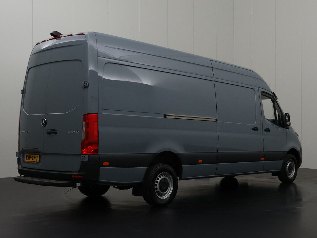 Mercedes-Benz Sprinter 319CDI 3.0V6 Automaat L3H2 | Camera | 3-Zits | Airco