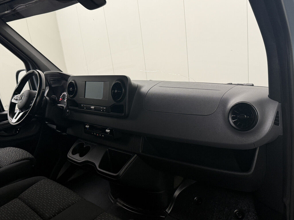 Mercedes-Benz Sprinter 319CDI 3.0V6 Automaat L3H2 | Camera | 3-Zits | Airco