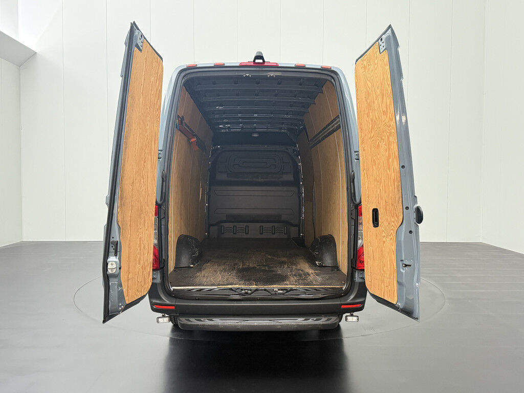 Mercedes-Benz Sprinter 319CDI 3.0V6 Automaat L3H2 | Camera | 3-Zits | Airco
