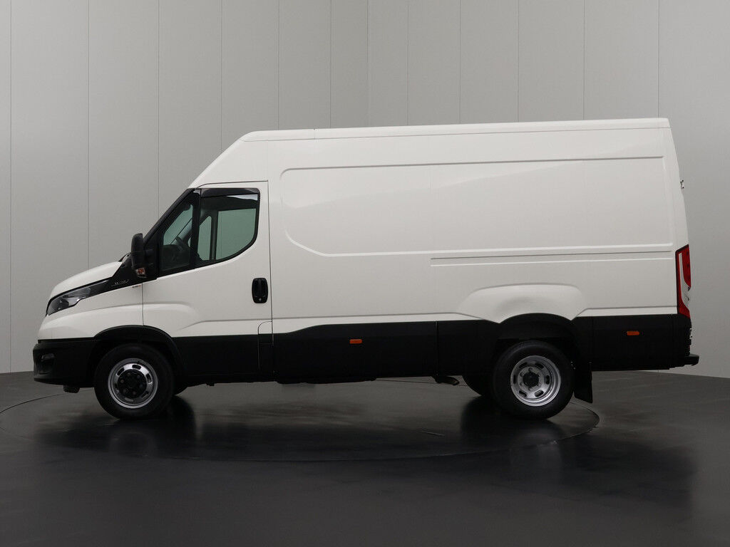 Iveco Daily 35C14 L2H2 Dubbel lucht L2H2 | 3500Kg Trekgewicht