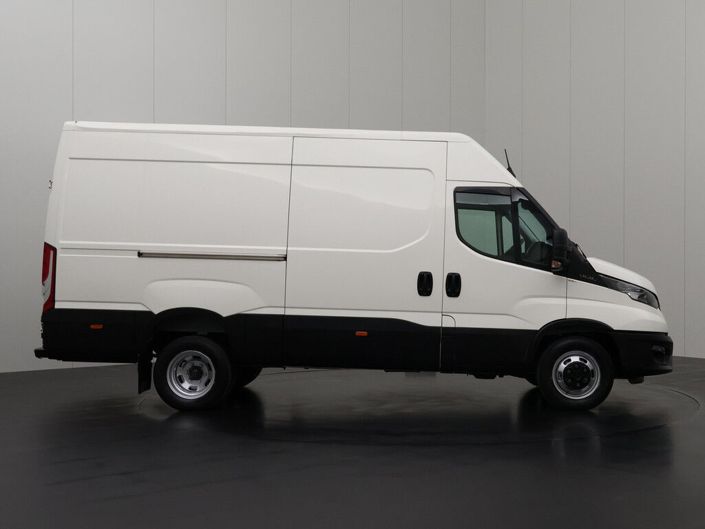 Iveco Daily 35C14 L2H2 Dubbel lucht L2H2 | 3500Kg Trekgewicht