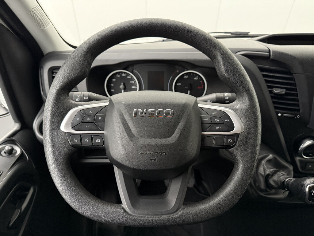 Iveco Daily 35C16 Bakwagen+Laadklep | Camera | Multimedia