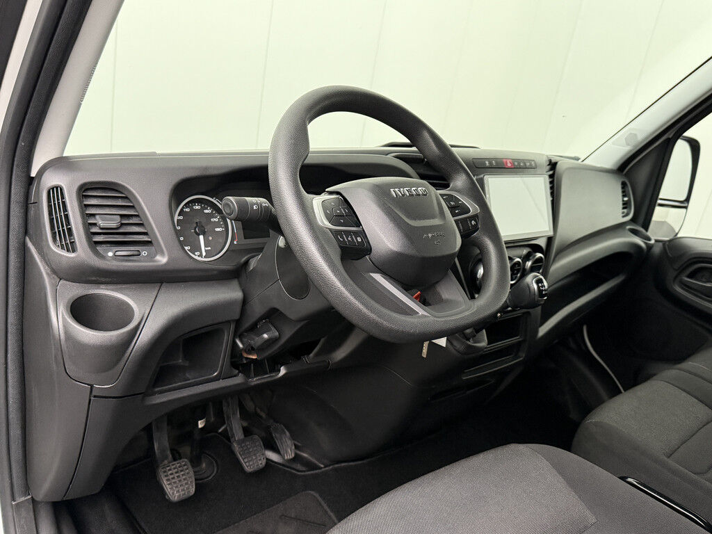 Iveco Daily 35C16 Bakwagen+Laadklep | Camera | Multimedia