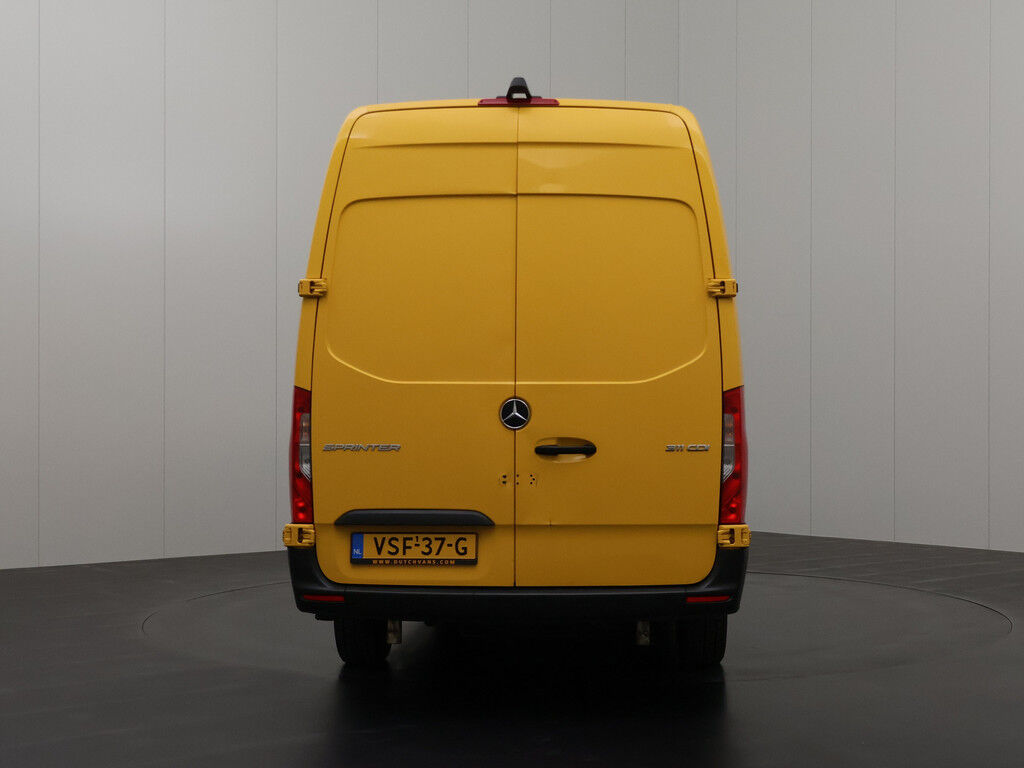 Mercedes-Benz Sprinter L3H2 Maxi RWD