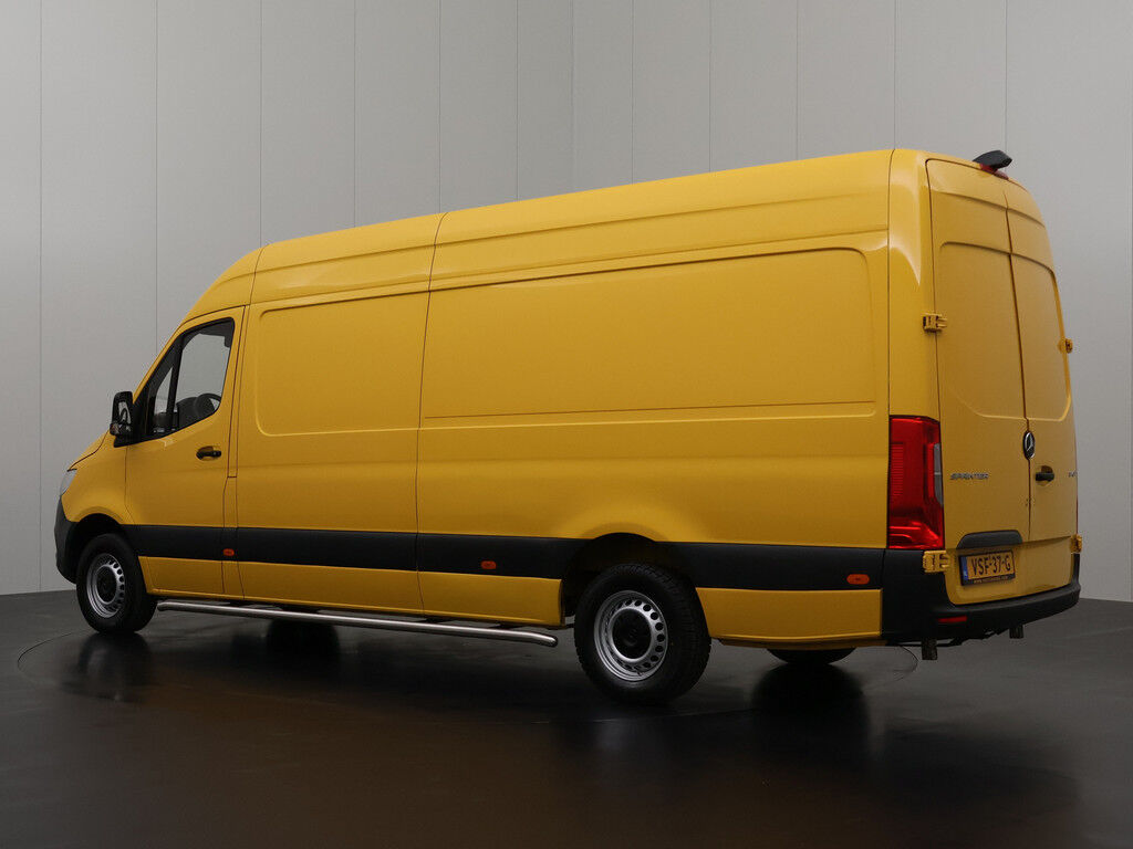 Mercedes-Benz Sprinter L3H2 Maxi RWD