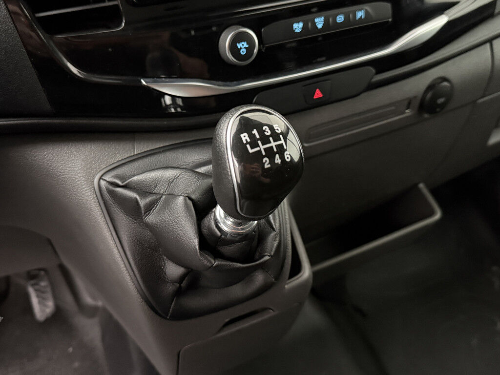 Ford Transit 2.0TDCi L4H3 Jumbo | Groot Multimedia | Camera