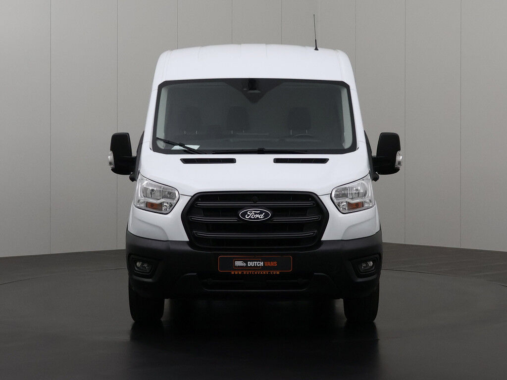 Ford Transit 130PK L3H2 | Fabrieksgarantie | Navigatie | Camera | Trekhaak