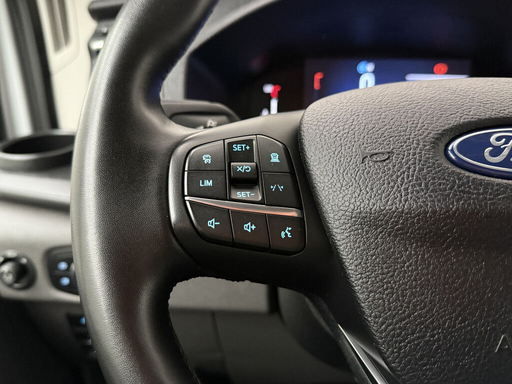 Ford Transit 130PK L3H2 | Fabrieksgarantie | Navigatie | Camera | Trekhaak
