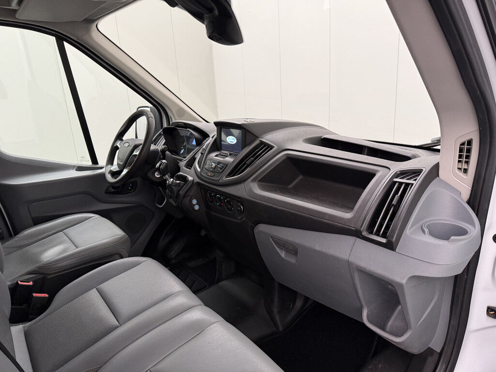 Ford Transit 2.0TDCI 130PK L3H2 Dubbele Cabine | 6-Persoons