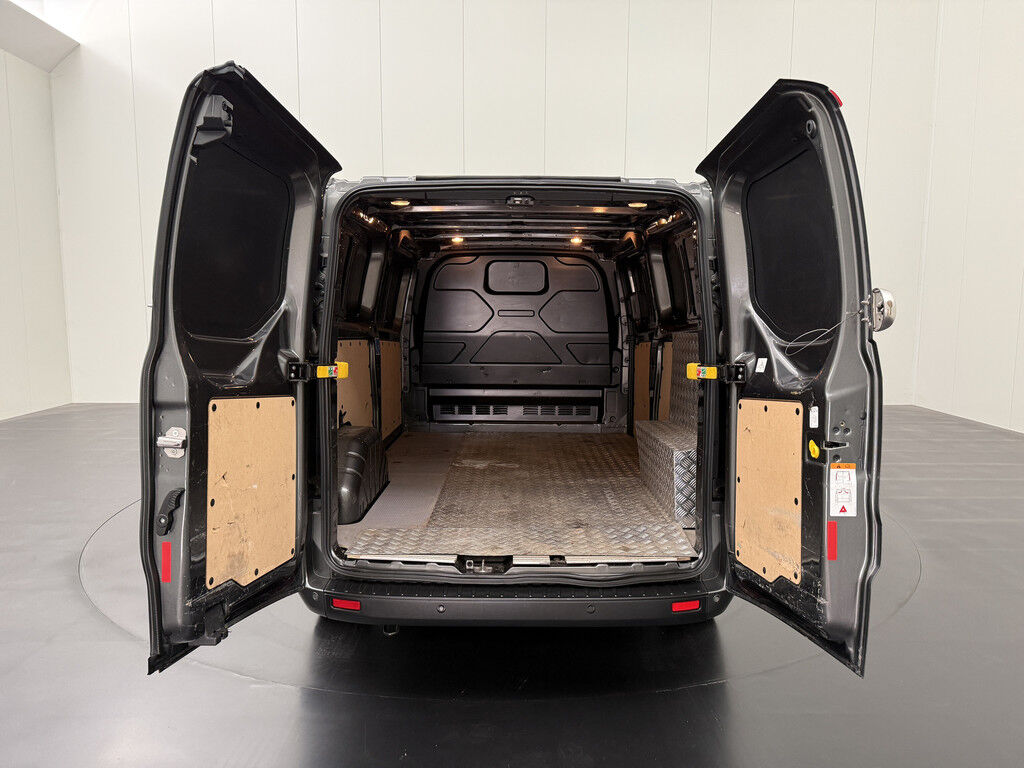 Ford Transit Custom 2.0TDCi 130PK Lang Limited | Euro 6