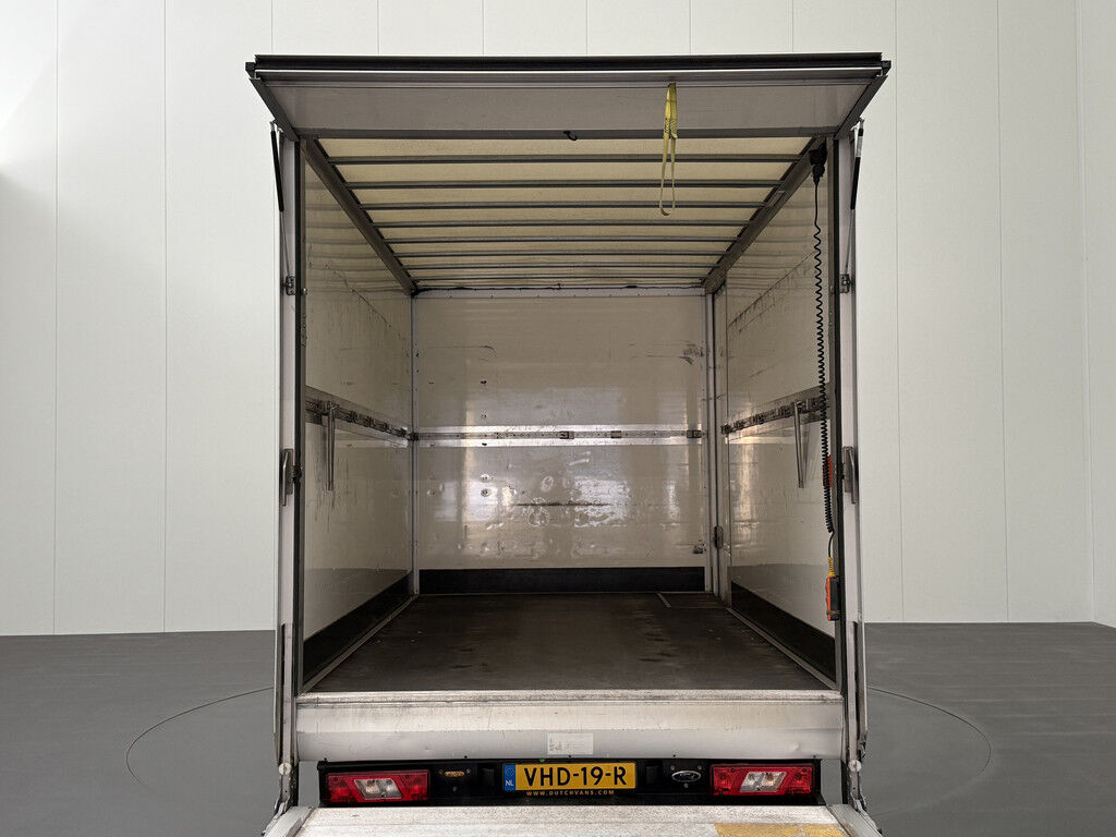 Ford Transit 2.0TDCI Bakwagen+Laadklep | 1145Kg Laden