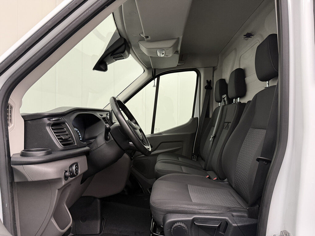 Ford Transit 2.0TDCi 130PK L3H2 ( 2023 )