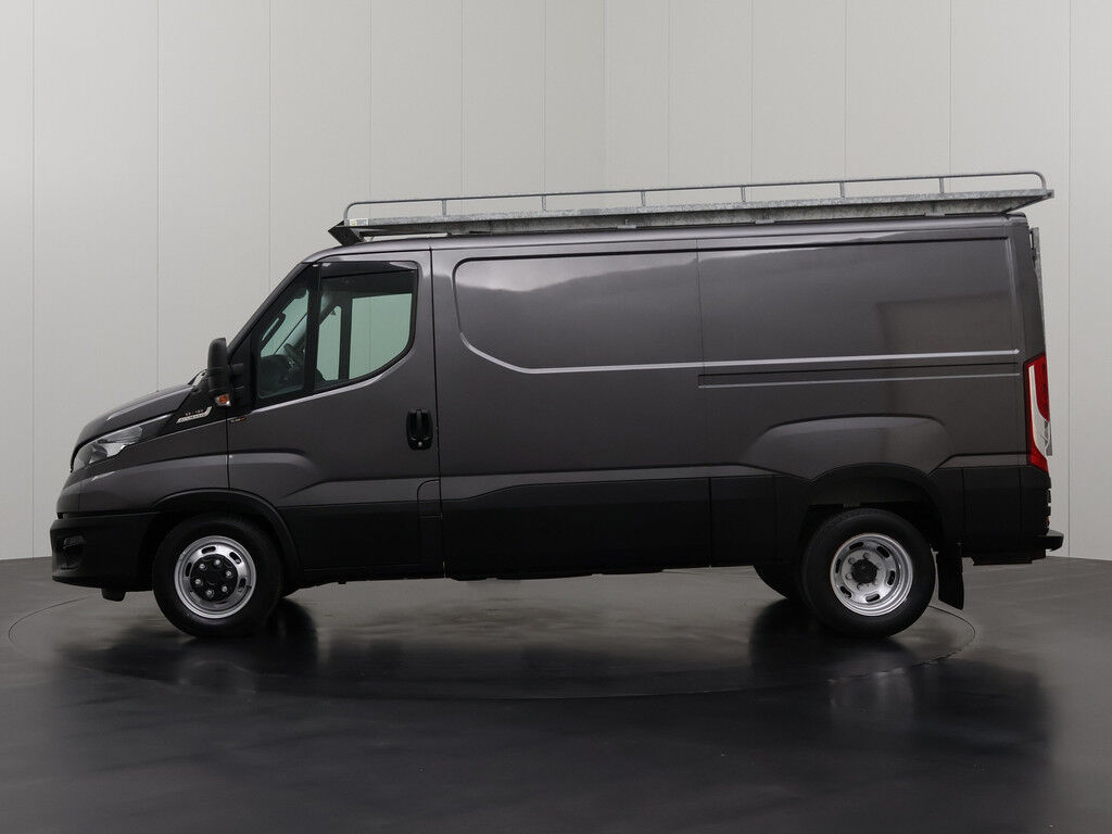 Iveco Daily 35C18 3.0Liter Hi-matic Automaat L2H1 | 3500Kg Trekhaak