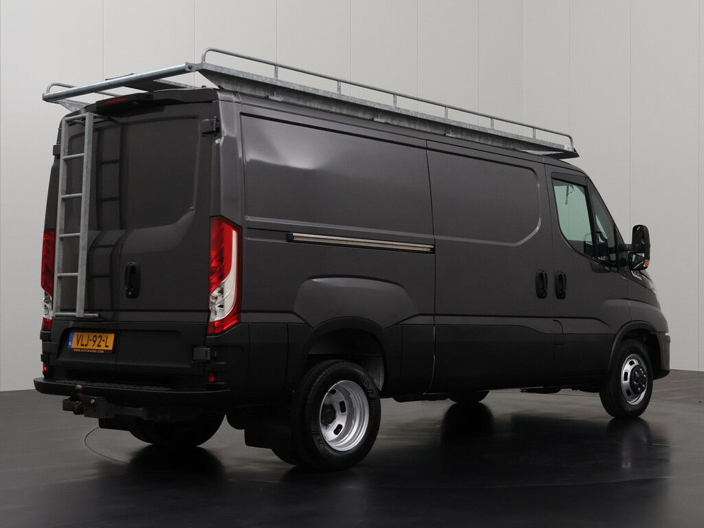 Iveco Daily 35C18 3.0Liter Hi-matic Automaat L2H1 | 3500Kg Trekhaak