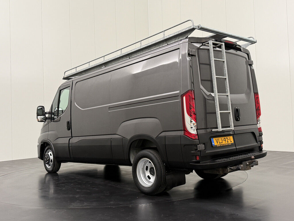 Iveco Daily 35C18 3.0Liter Hi-matic Automaat L2H1 | 3500Kg Trekhaak