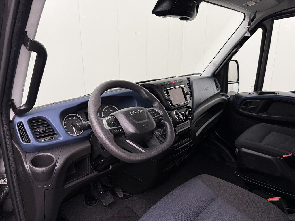 Iveco Daily 35C18 3.0Liter Hi-matic Automaat L2H1 | 3500Kg Trekhaak