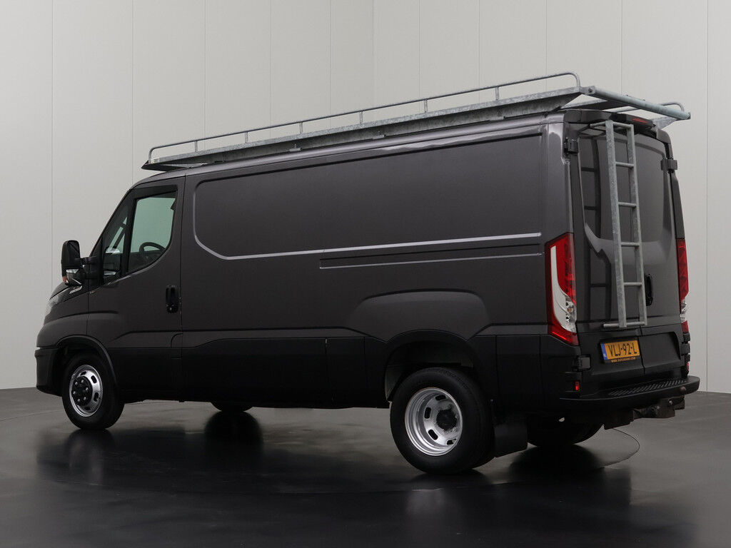 Iveco Daily 35C18 3.0Liter Hi-matic Automaat L2H1 | 3500Kg Trekhaak