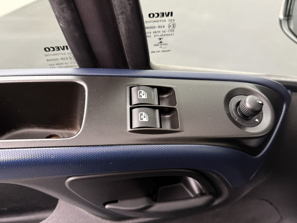 Iveco Daily 35C18 3.0Liter Hi-matic Automaat L2H1 | 3500Kg Trekhaak