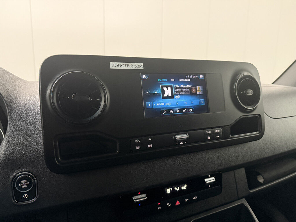 Mercedes-Benz Sprinter Automaat Dubbellucht Bakwagen | Laadklep | 2.38 Hoog