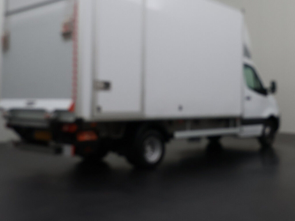 Mercedes-Benz Sprinter Automaat Dubbellucht Bakwagen | Laadklep | 2.38 Hoog