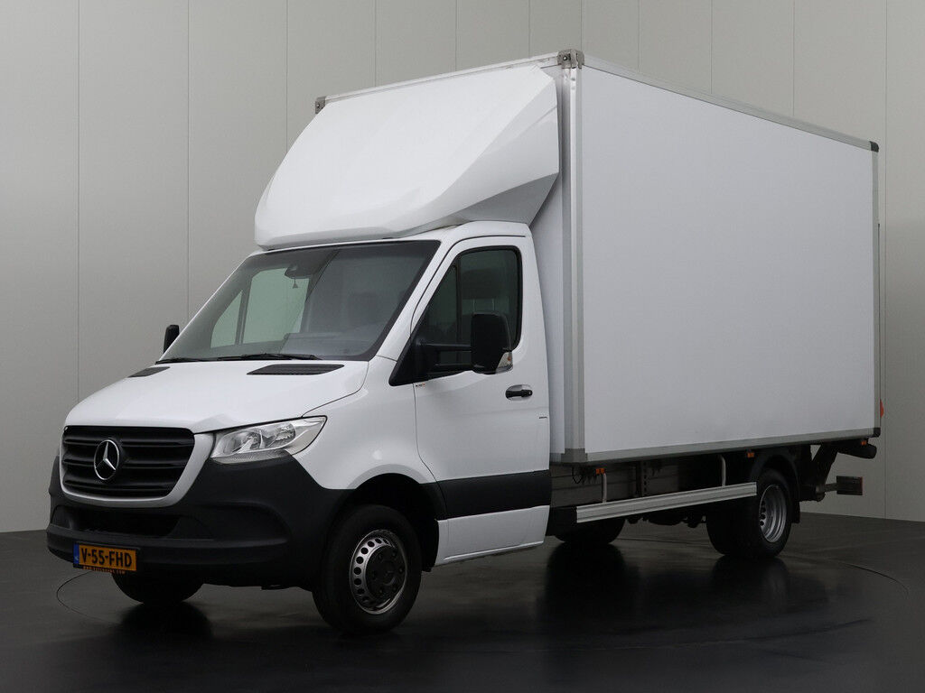 Mercedes-Benz Sprinter Automaat Dubbellucht Bakwagen | Laadklep | 2.38 Hoog