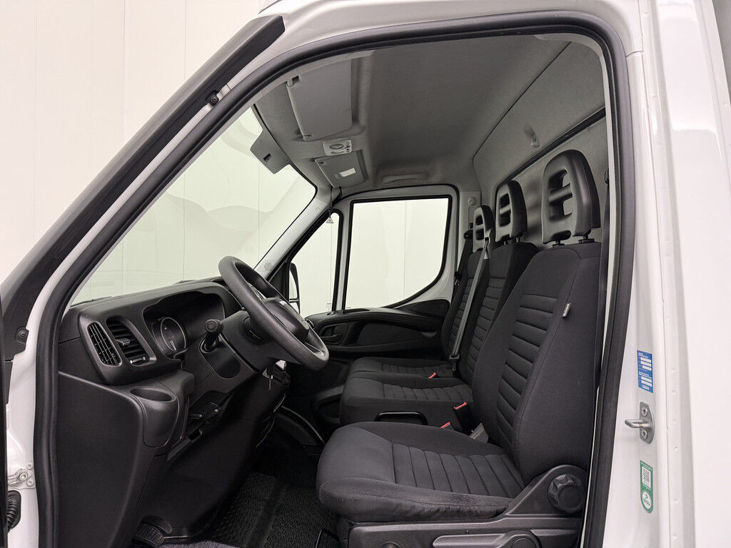Iveco Daily 35C16 Bakwagen+Laadklep | 3500Kg Trekhaak