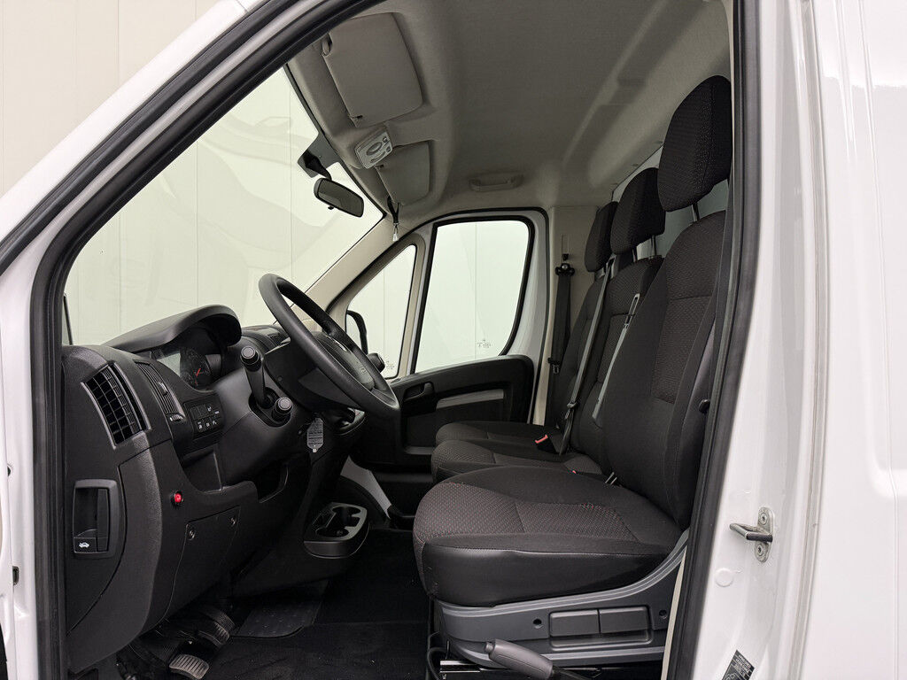 Opel Movano Bakwagen+Laadklep | 1046Kg Laadvermogen