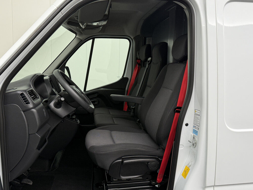 Renault Master 2.3DCI 135PK L2H2 Koelauto 12/220V