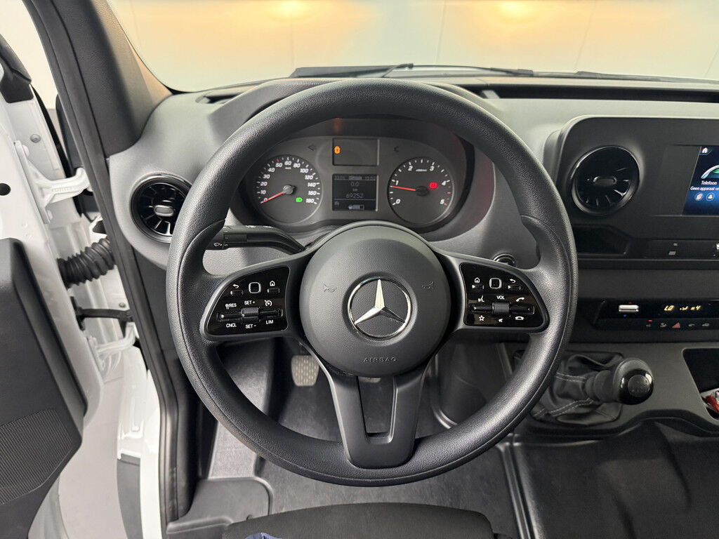 Mercedes-Benz Sprinter 519CDI Bakwagen+Laadklep | Dakspoiler | 2.35 Mtr hoog