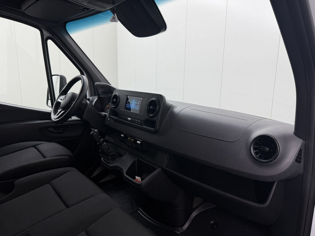 Mercedes-Benz Sprinter 519CDI Bakwagen+Laadklep | Dakspoiler | 2.35 Mtr hoog