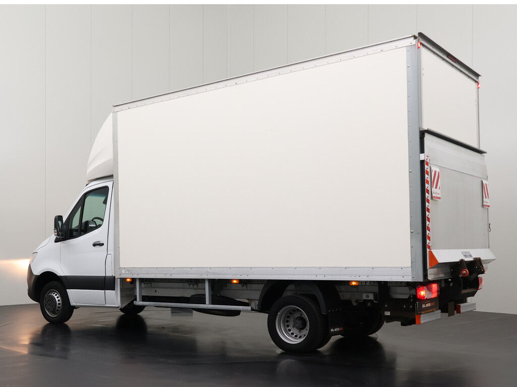 Mercedes-Benz Sprinter 519CDI Bakwagen+Laadklep | Dakspoiler | 2.35 Mtr hoog
