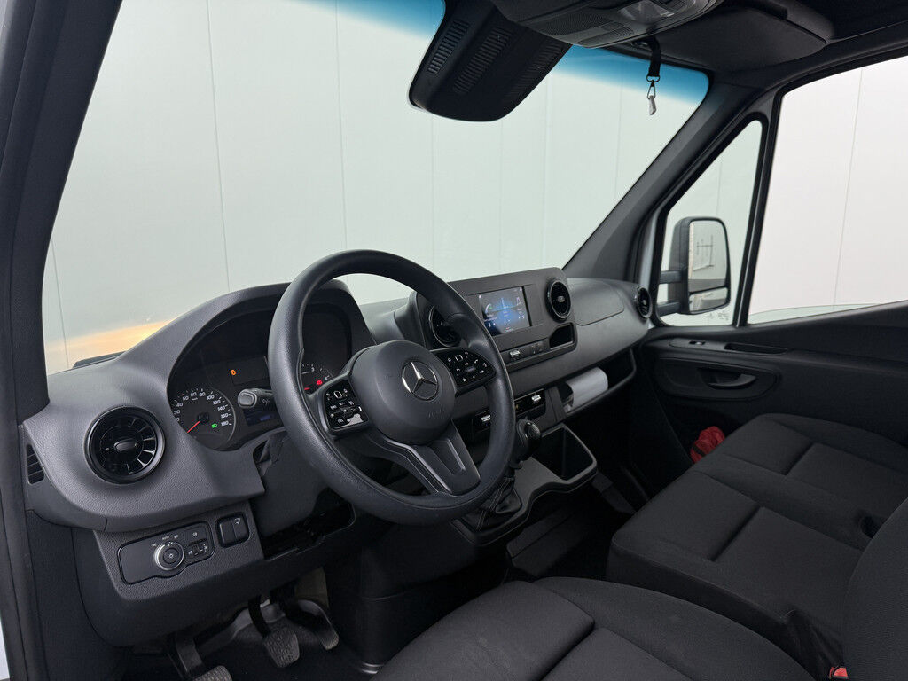 Mercedes-Benz Sprinter 519CDI Bakwagen+Laadklep | Dakspoiler | 2.35 Mtr hoog