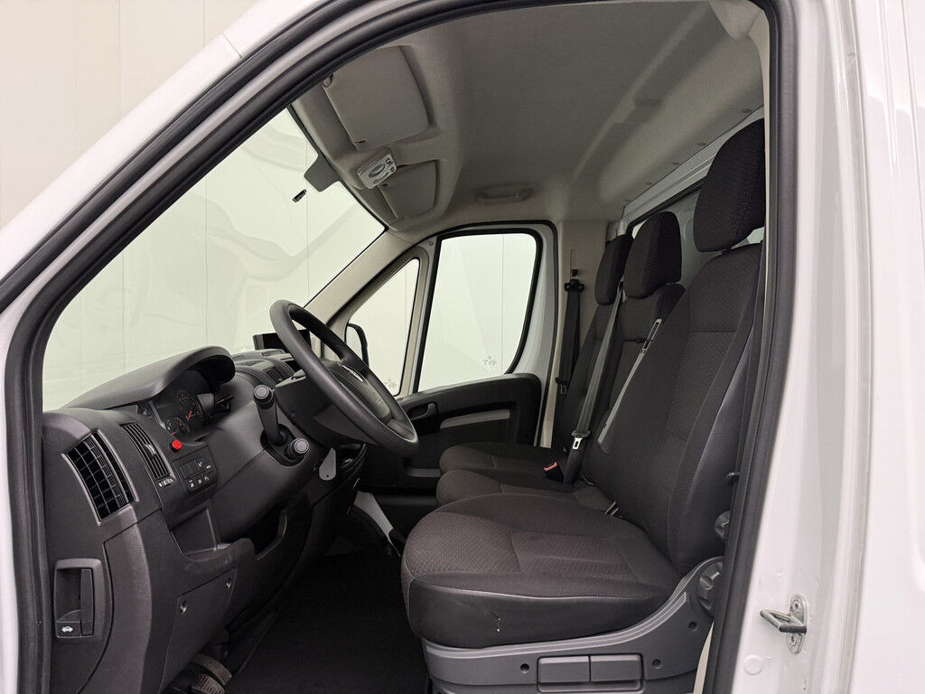 Opel Movano 140PK Bakwagen+Laadklep | Trekhaak | Multimedia | Camera
