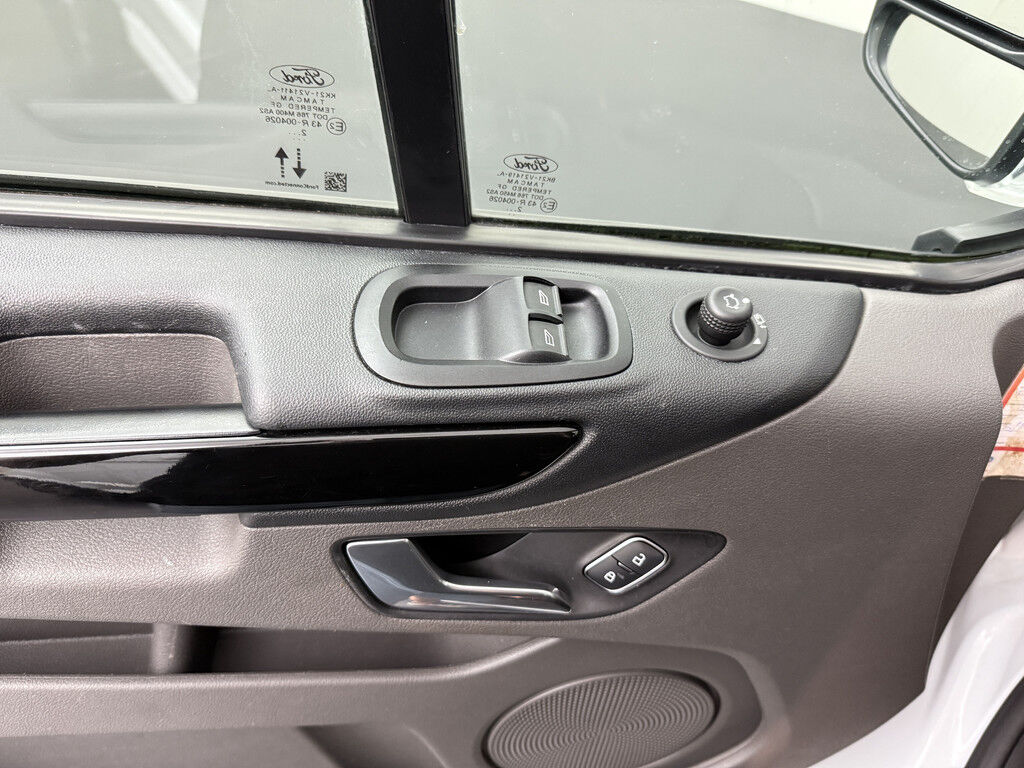 Ford Transit Custom 2.0TDCI 170PK Sport Automaat Dubbele Cabine